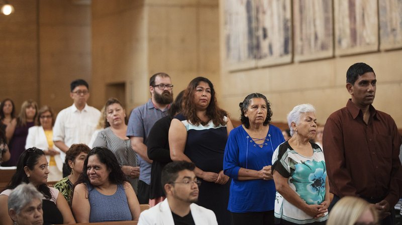 New catechists at the Catechist Commissioning ceremony for the Archdiocese of Los Angeles at the Cathedral of Our Lady of the Angels Sept. 10, 2017. (Victor Alemán)