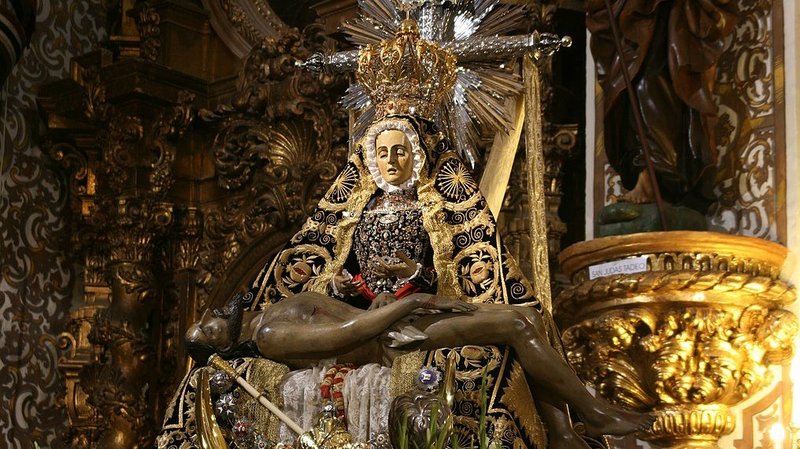 Our Lady of Sorrows at the Basilica of Our Lady of Sorrows in Granada, Spain. (José Manuel Ferro Ríos/Wikimedia, CC BY 3.0 via CNA)