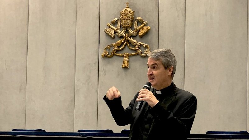 Oblate Father Andrew Small, secretary of the Pontifical Commission for the Protection of Minors, speaks to reporters in the Vatican press office Oct. 28, 2022, about the commission's fall meeting. (CNS photo/Cindy Wooden)
