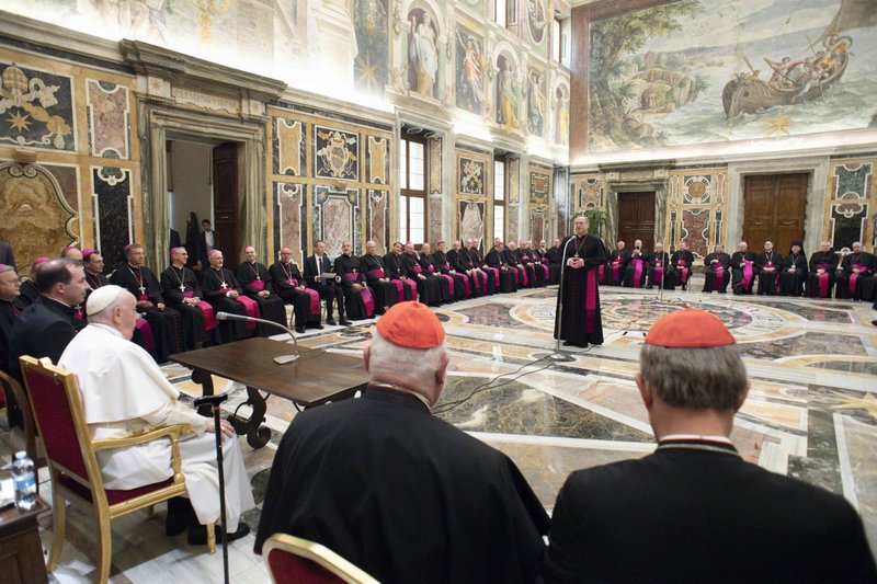 Bishop Georg Bätzing, president of the German bishops' conference, addresses Pope Francis Nov. 17, 2022, in the Clementine Hall of the Apostolic Palace during the bishops' "ad limina" visits to the Vatican. (CNS photo/Vatican Media)