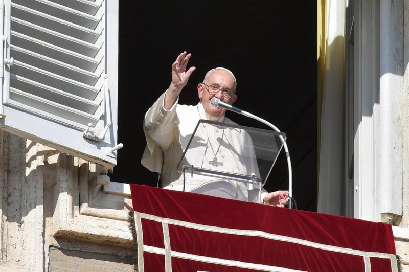 Pope Francis at the Angelus on Nov. 13, 2022. (Vatican Media via CNA)