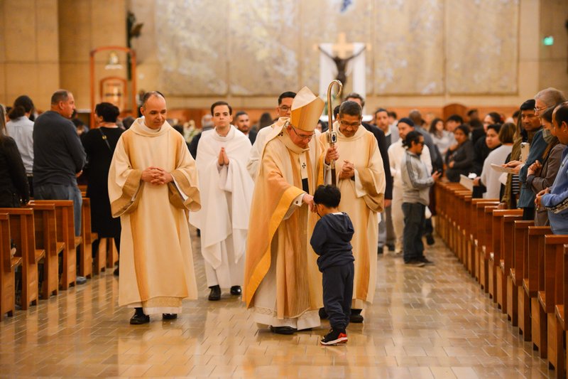 easter vigil gomez