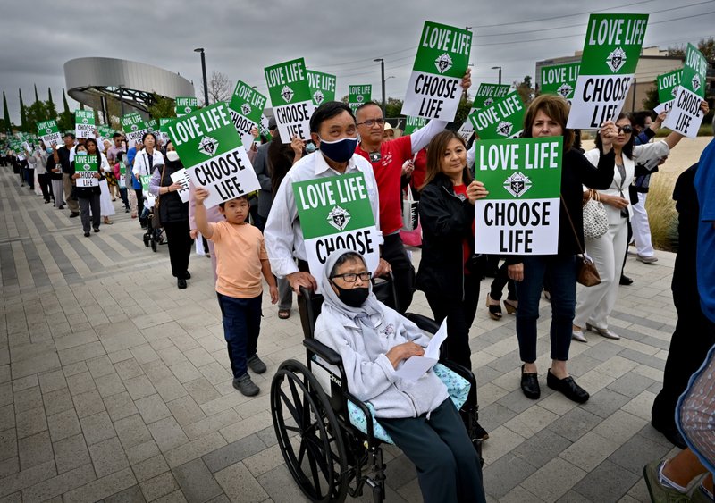 An estimated 2,500 Catholics participated in an Oct. 1, 2022 Respect Life Month kickoff event at Christ Cathedral in Garden Grove. (Diocese of Orange)