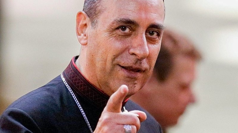 Archbishop Víctor Manuel Fernández