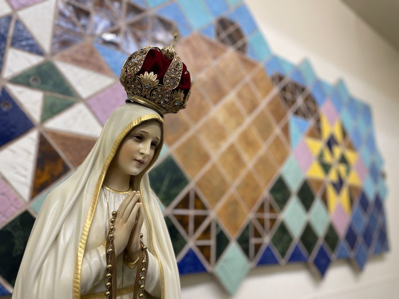 fatima statue