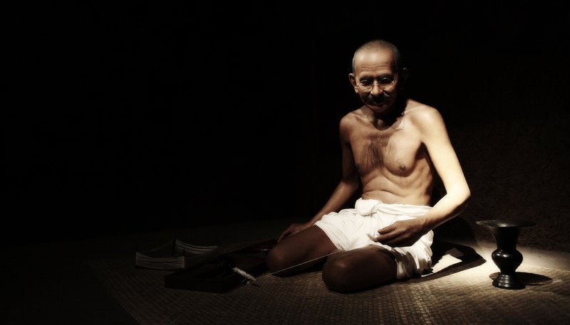 A likeness of Mahatma Gandhi at the Thai Human Imagery Museum. (Shutterstock)