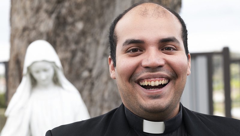 Eric Mejia (Victor Alemán)