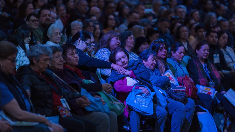 Participants pause for prayer during the opening ceremony of the 2025 LA Religious Education Congress. (Isabel Cacho)