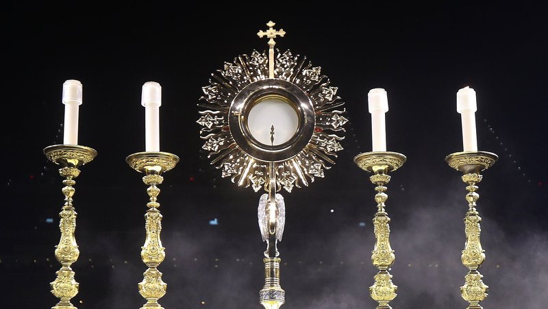 The monstrance is pictured during Eucharistic adoration at the July 18, 2024, second revival night of the National Eucharistic Congress at Lucas Oil Stadium in Indianapolis. The Archdiocese of Indianapolis said in a statement March 24 that natural causes -- not miraculous ones -- accounted for spots of red found on a host at St. Anthony of Padua Church in Morris, Ind., in February 2025. (OSV News photo/Bob Roller)
