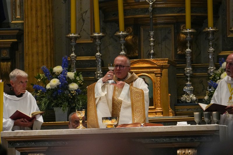 Bishop Sławomir Szkredka celebrates Mass at Mission Basilica San Buenaventura as part of the National Eucharistic Pilgrimage on June 20. (Katie Trejo)