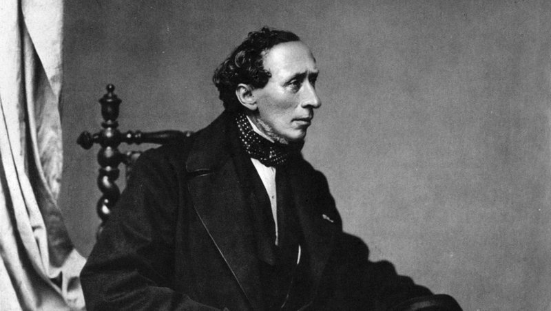 Portrait of Hans Christian Andersen by Franz Hanfstaengl, dated July 1860. (Wikimedia Commons)