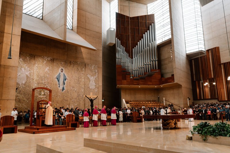 Thousands attend the Rite of Election ceremony at the Cathedral of Our Lady of the Angels on Feb. 15. (Peter Lobato)