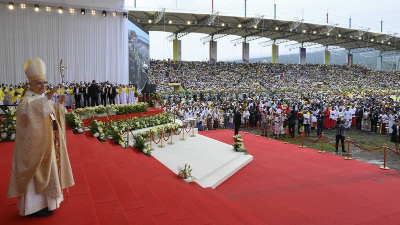 Pope Leo XIV gestures as he arrives to celebrate the final Mass of his apostolic journey to Africa at Malabo Stadium in Equatorial Guinea April 23, 2026. (OSV News photo/Simone Risoluti, Vatican Media)