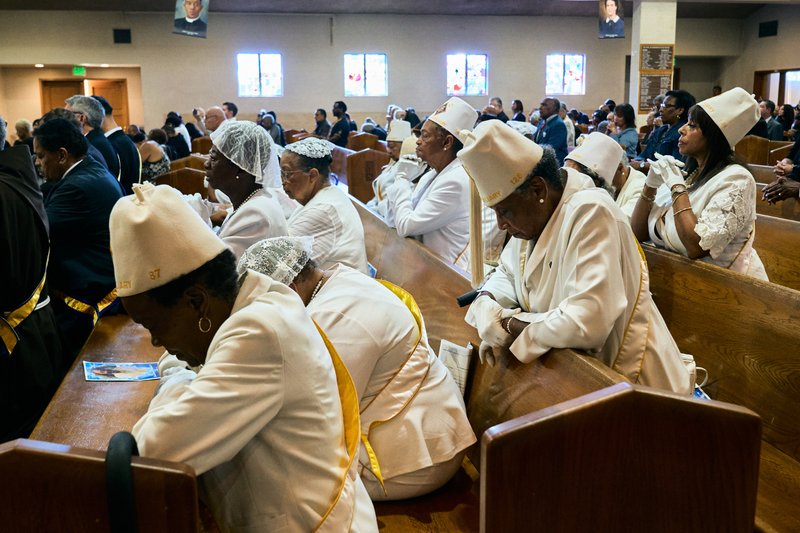 Hundreds attended the Aug. 14 funeral Mass for Deacon Hosea Alexander at Holy Name of Jesus Church in Los Angeles. (John Geronilla)