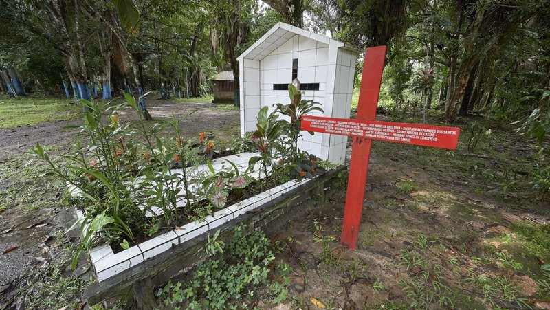 A red cross stands beside the grave of U.S.-born Sister Dorothy Stang in Anapu, Brazil, in this 2019 photo. Feb. 12, 2025, was the 20th anniversary of the killing of Sister Dorothy, a citizen of Brazil and the United States, who spent nearly four decades defending the rights of poor settlers as well as working to save the rainforest from powerful ranchers bent on destroying it. (OSV News Photo/Paul Jeffrey)