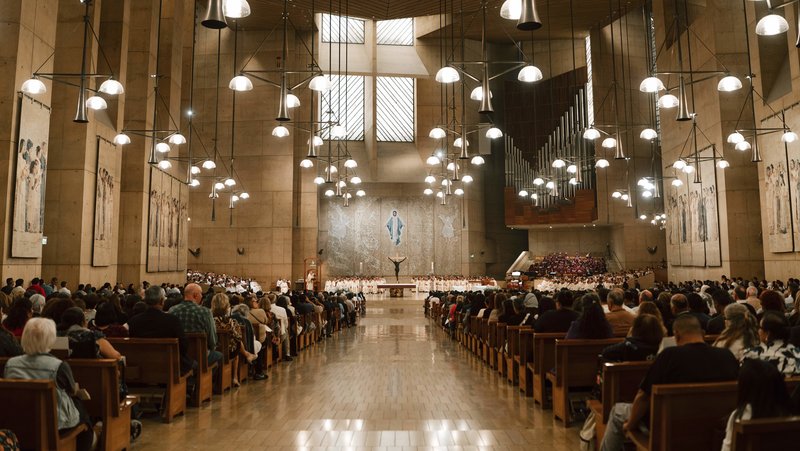 The Cathedral of Our Lady of the Angels during the 2026 Chrism Mass. (Peter Lobato)
