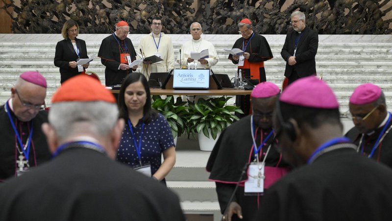 Pope Leo XIV leads a prayer Oct. 7, 2026, as he opens the weeklong Vatican meeting of presidents of bishops’ conferences marking the 10th anniversary of "Amoris Laetitia" (The Joy of Love"). In his opening remarks, the pope spoke about the pastoral responsibility of the Church to find renewed ways of proclaiming the Gospel, offering sacramental graces and accompanying families today. (OSV News photo/Simone Risoluti, Vatican Media)