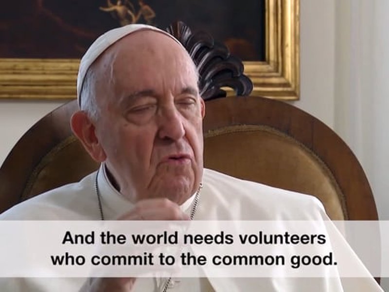 Pope Francis Calls on Volunteers to be Artisans of Mercy