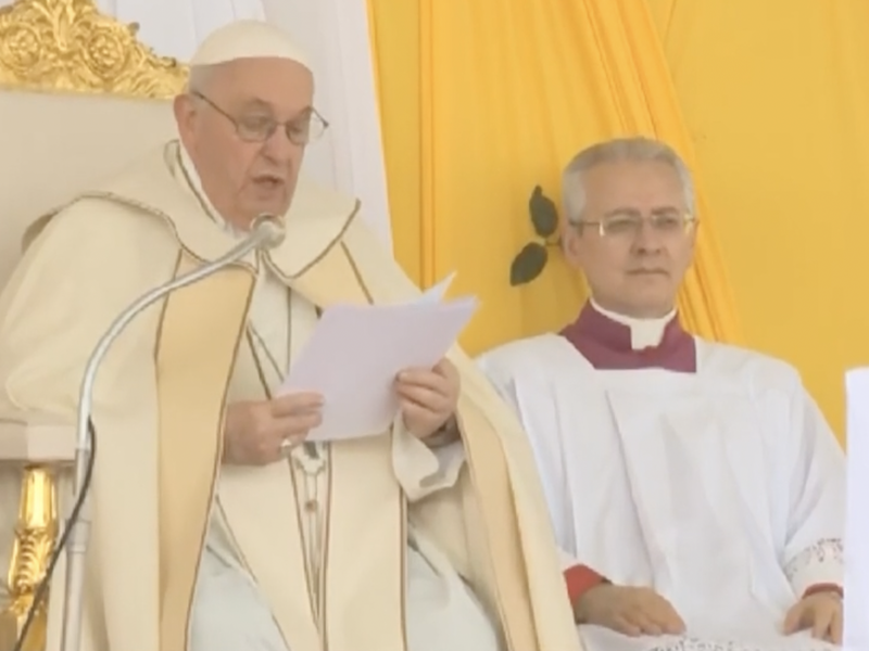 Pope Francis in Sudan: Do Not Repay Evil with Evil