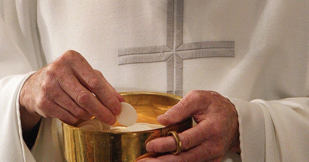 Why do some priests leave ministry? New study aims to find out