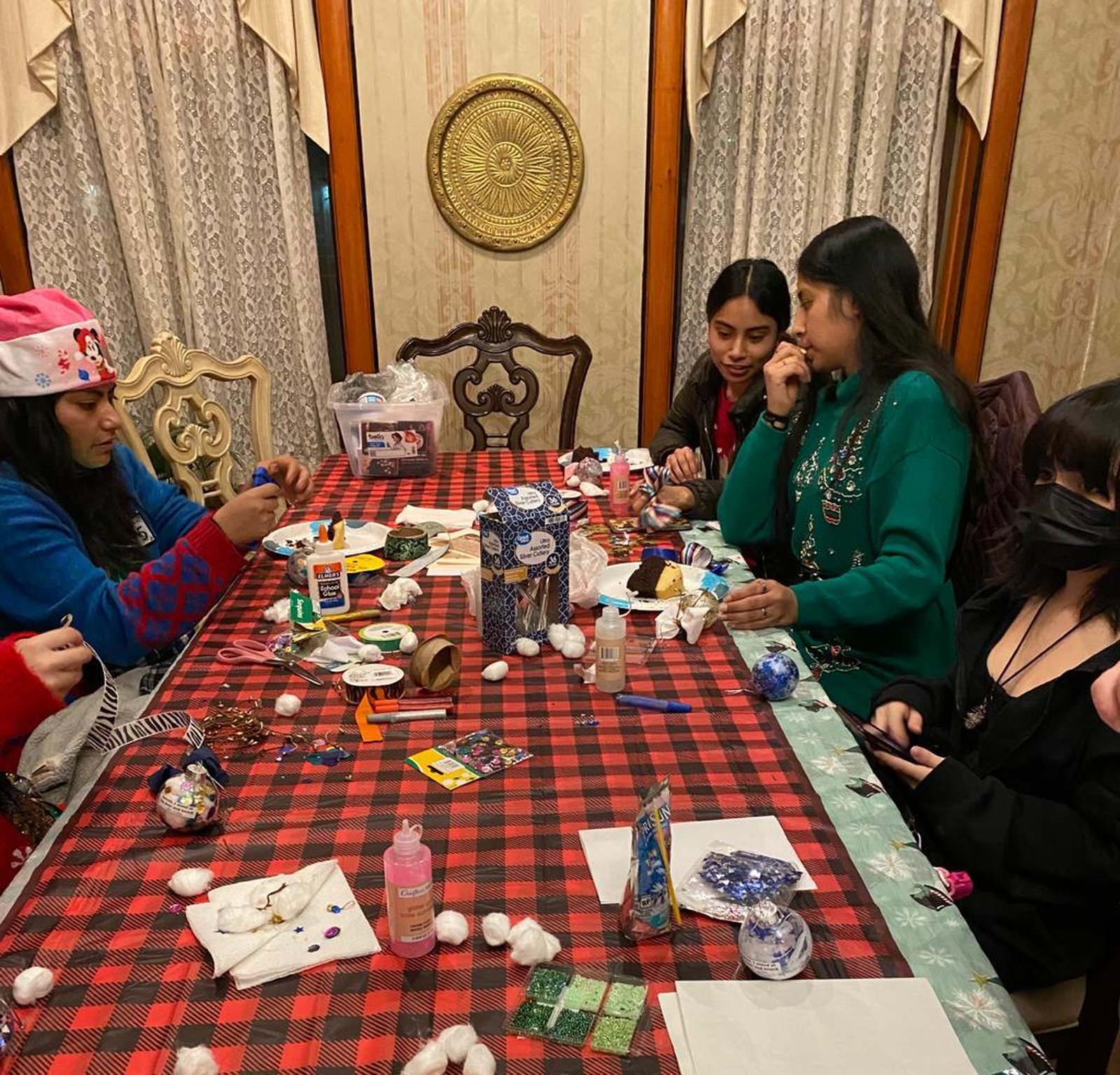 El grupo de mujeres jóvenes Flores del Corazón Abierto sigue creciendo a pesar de la pandemia.