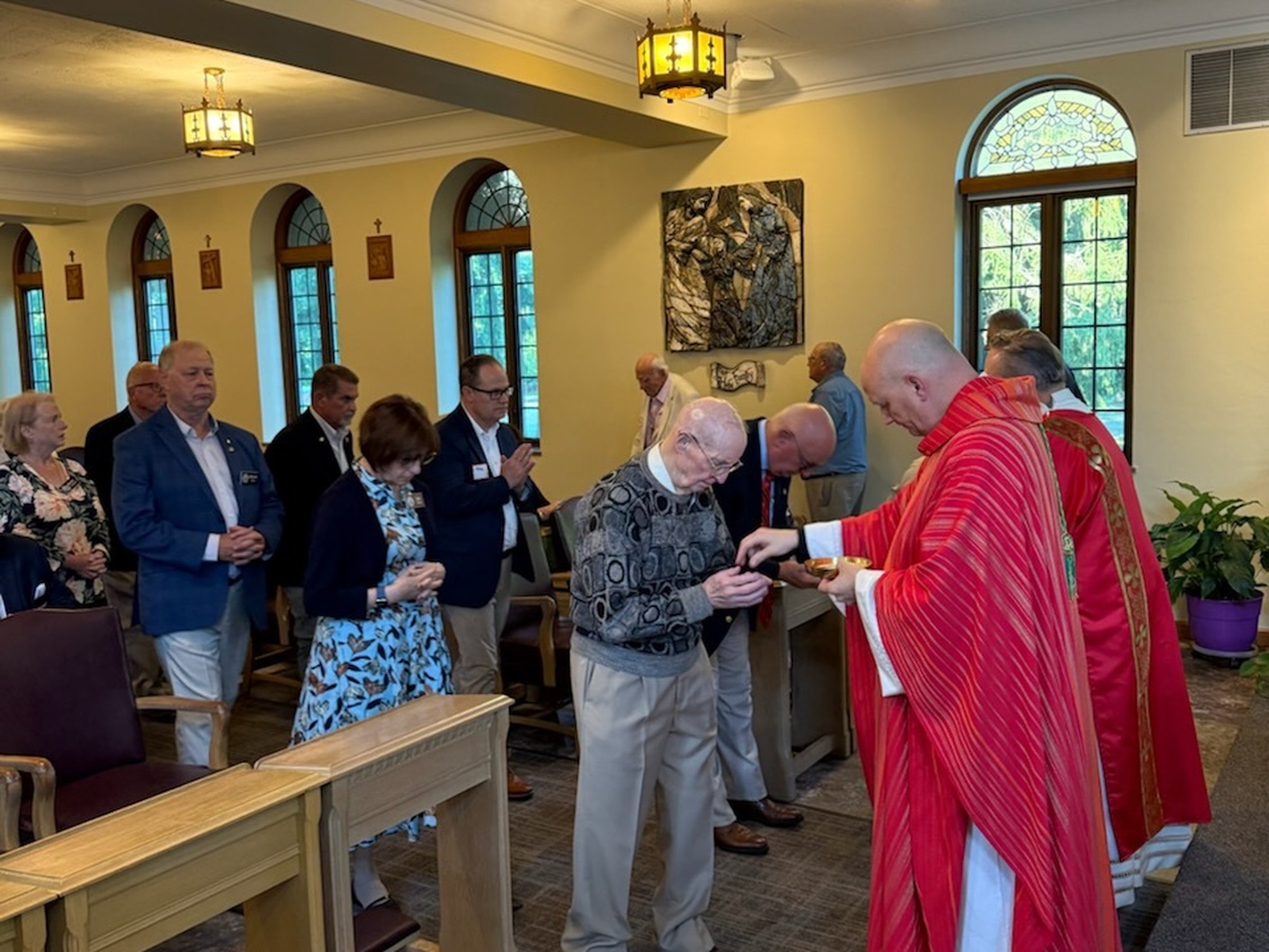 Mass with the Detroit Oakland Serra Club at Manresa Jesuit Retreat ...