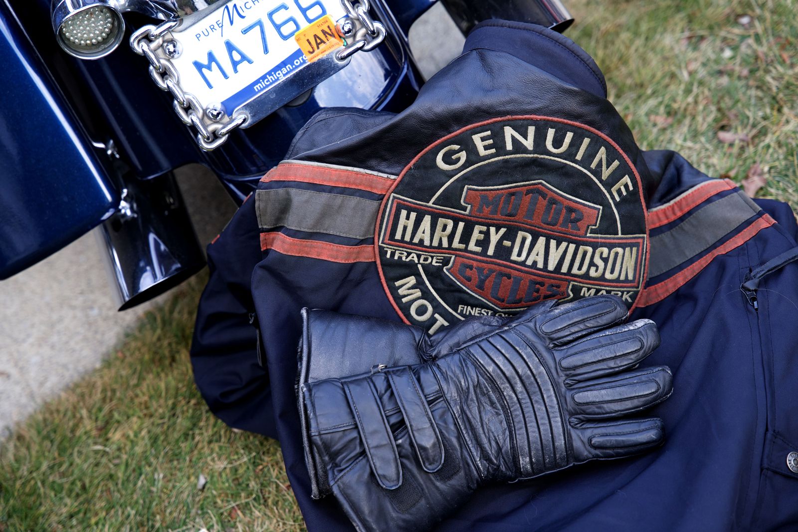 Knights on Bikes much more than a group of leather-clad, rugged men on motorcycles; it’s a fraternal organization that unites men from different Knights of Columbus councils under a common hobby and the noble code of the Knights of Columbus.