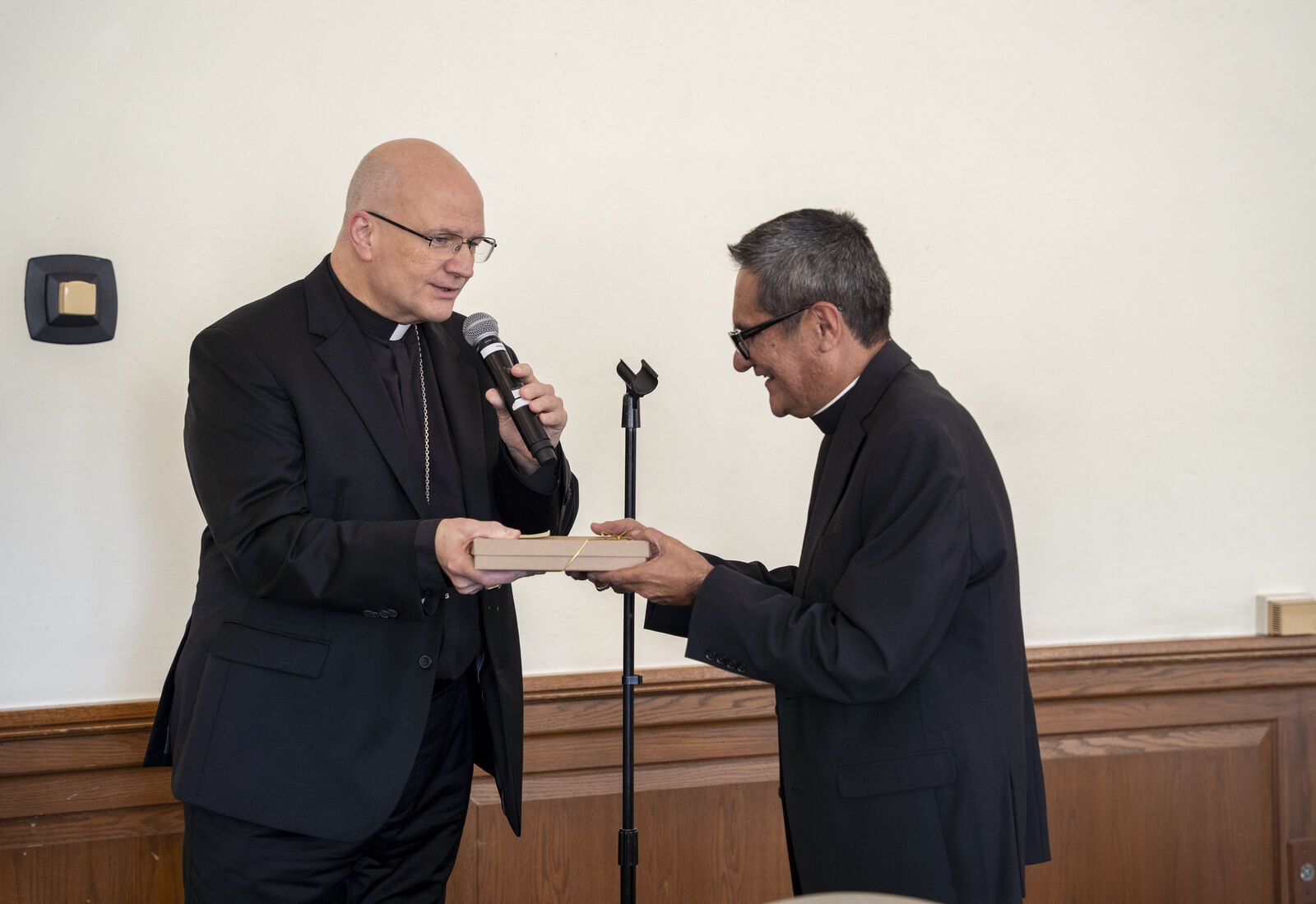 Archbishop Edward J. Weisenburger gifted Bishop Cepeda with a Pewabic tile of Blessed Solanus Casey as a parting gift from the Church in Detroit.