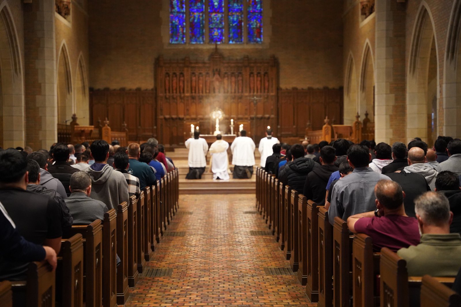 "Ver la iglesia llena de hombres en la Misa fue algo que me dio mucho gusto, porque a veces el hombre es un poquito más reacio que la mujer para estar más cerca de Dios", dijo el Padre Núñez.