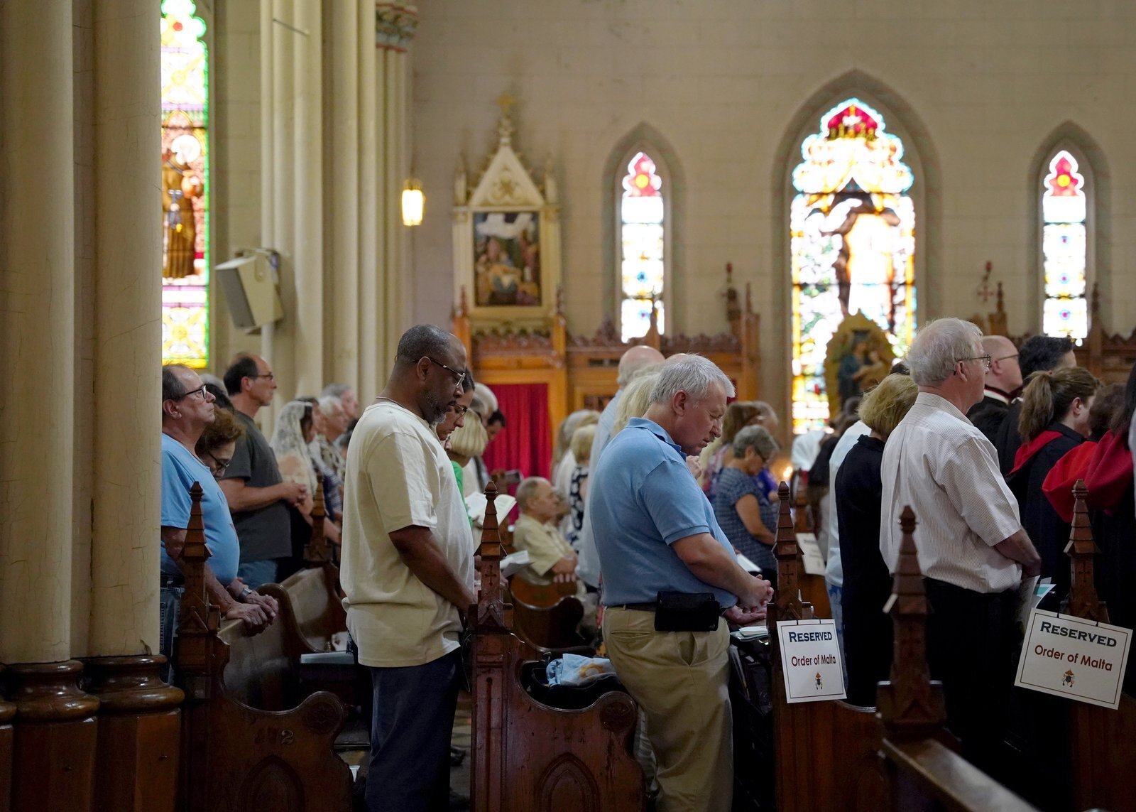 La fiesta de Santa Ana es la culminación de la novena anual dedicada a Santa Ana, que incluye nueve días de misas en las que se celebra la diversidad cultural de la comunidad católica de Detroit en la Basilica of Ste. Anne, ubicada en el suroeste de Detroit.
