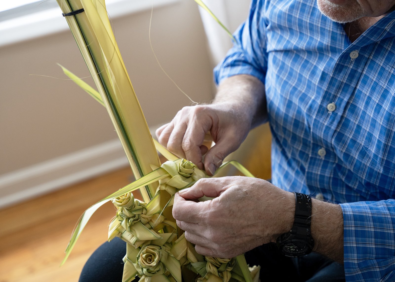 Wenson's designs take up to 30-40 hours to produce, including intricately woven flowers and designs. (Photos by Gabriella Patti | Detroit Catholic)