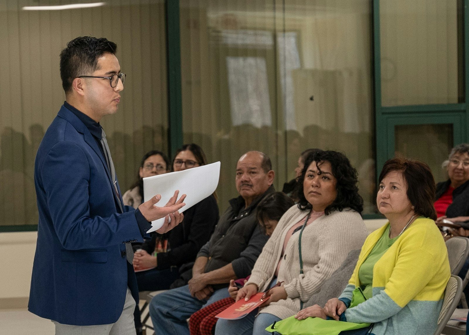 Antonio Guzmán-Díaz, director de familia y compromiso para la Basilica of Ste. Anne en Detroit y ex director asociado del ministerio hispano para la Arquidiócesis de Detroit, ofreció la charla principal en español.