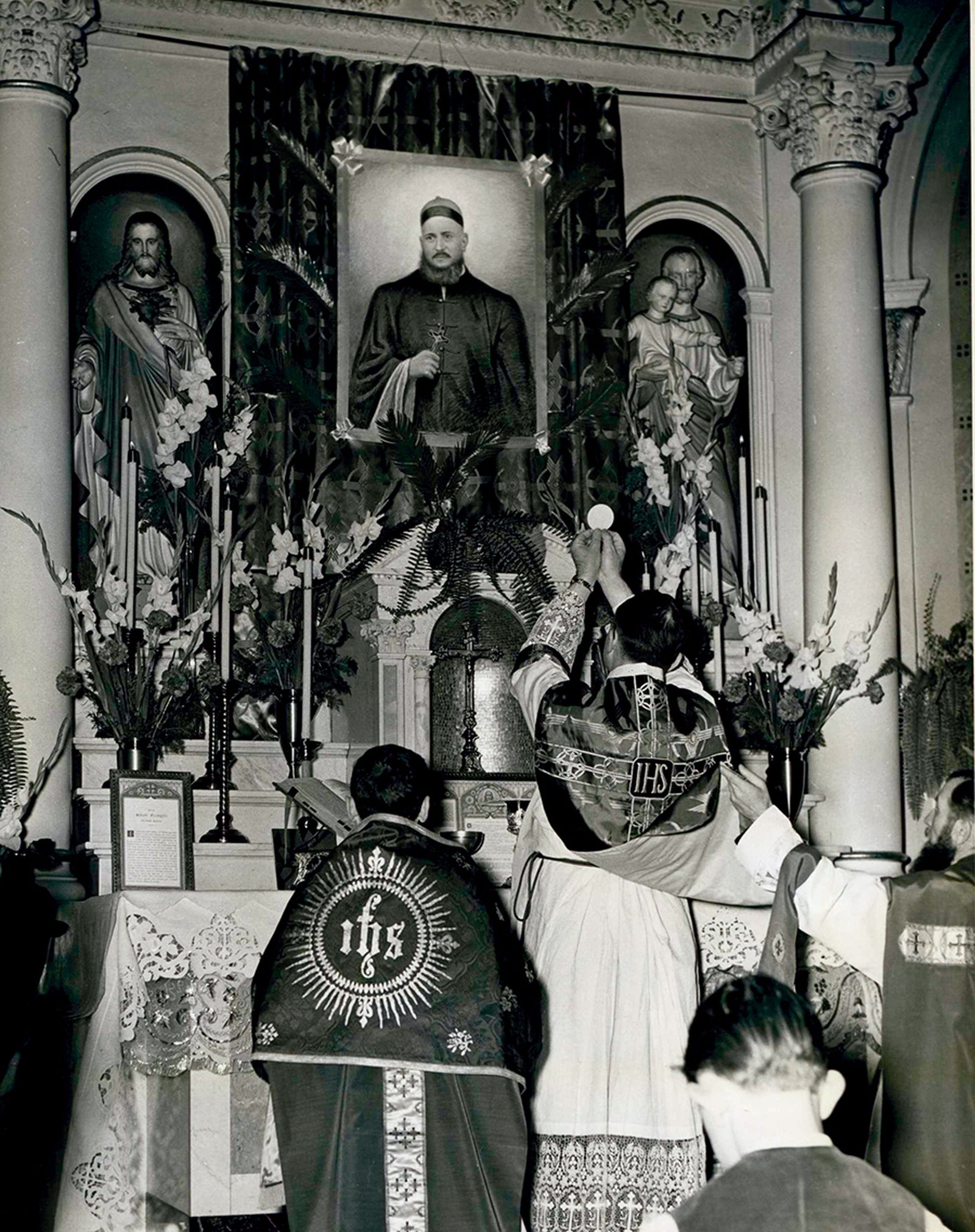 PIME priests celebrate Mass for the institute's first saint ─ St. Alberic Crescitelli, PIME ─ at PIME's first home in Detroit, San Francesco Church on Brewster Street.