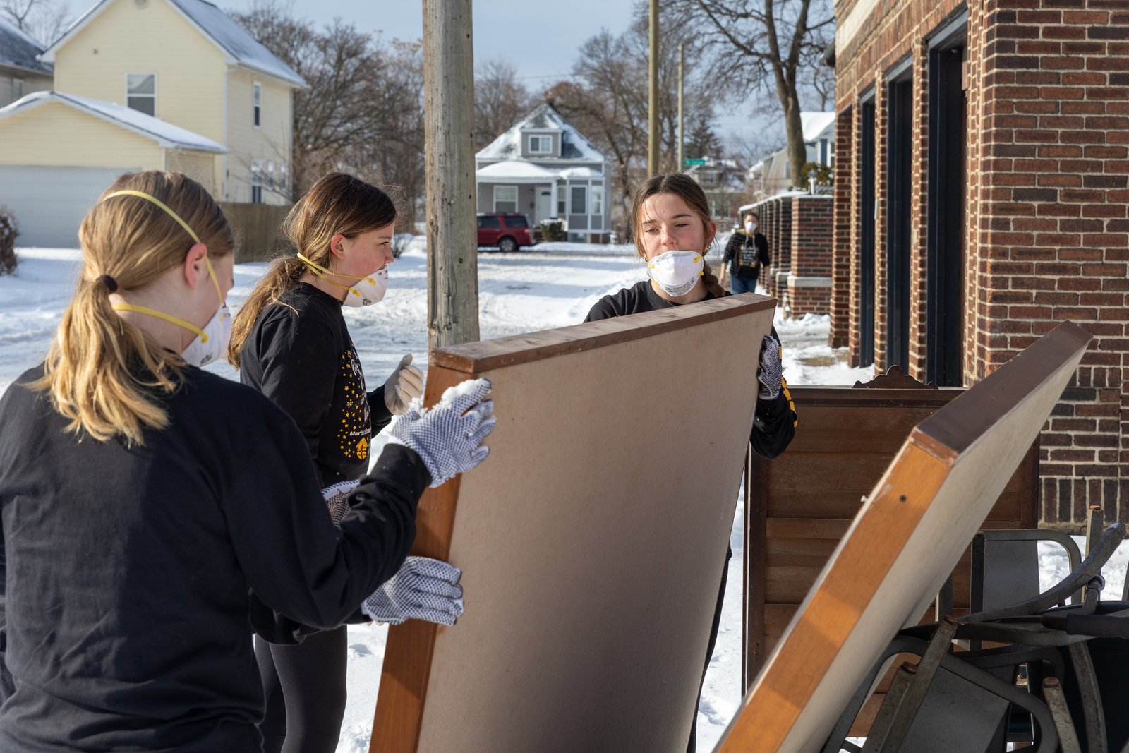 Young people from across the Archdiocese of Detroit performed corporal works of mercy at various service sites on Jan. 17 during the Martin Luther King Jr. Day of Service. (Steven Stechschulte | Special to Detroit Catholic)