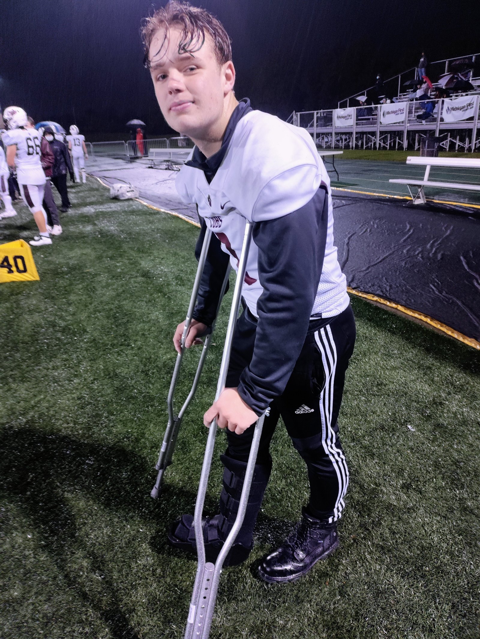 An ankle injury prevented U of D sophomore Magnuson Lott from playing, but his sentiments reflected the team’s attitude: “If we lose by 50 or by a touchdown you want it to be something that you will remember. I don’t mind losing as long as I gave 100 percent,” he said.