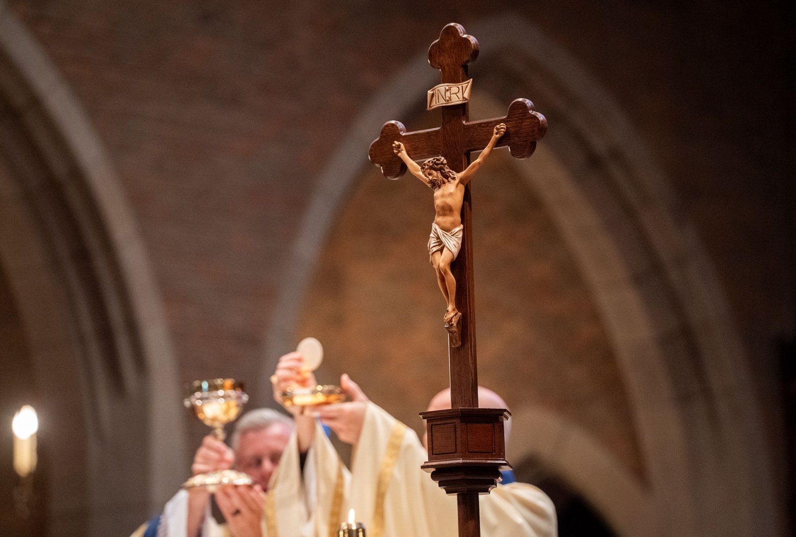 As difficult as restructuring is, the Church in southeast Michigan exists not as a collection of parishes and individual communities, but a single, united body of Christ, rooted in prayer, sacrament and service for the common good and for the salvation of souls, Archbishop Weisenburger said. (Valaurian Waller | Detroit Catholic)