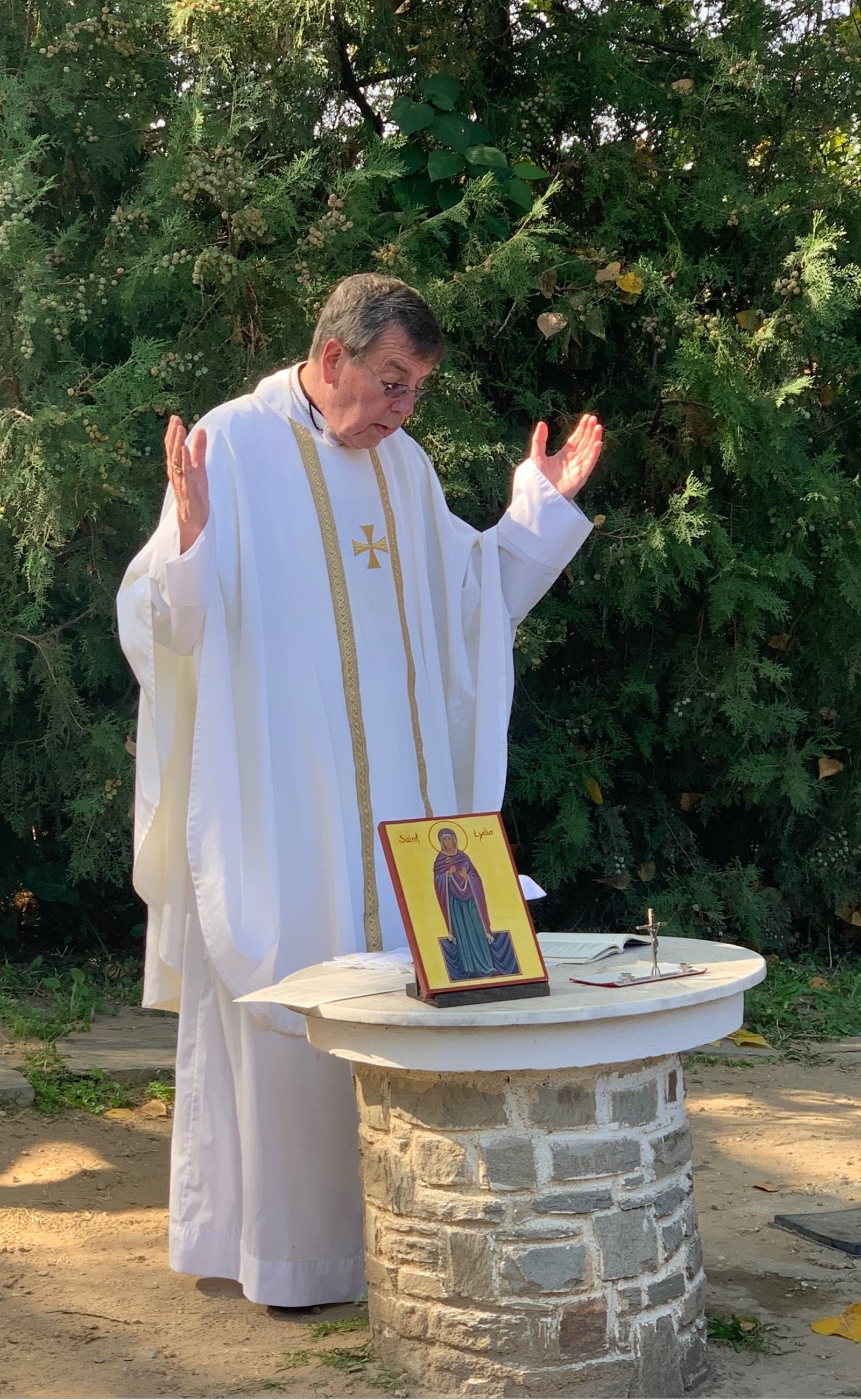 Archbishop Vigneron celebrates Mass near the place where St. Lydia was baptized. Members of the lay faithful in the Archdiocese of Detroit are encouraging parishes to celebrate the optional memorial to St. Lydia on May 20, seeing her as an example of how the laity assists the priests and bishops of the Church.