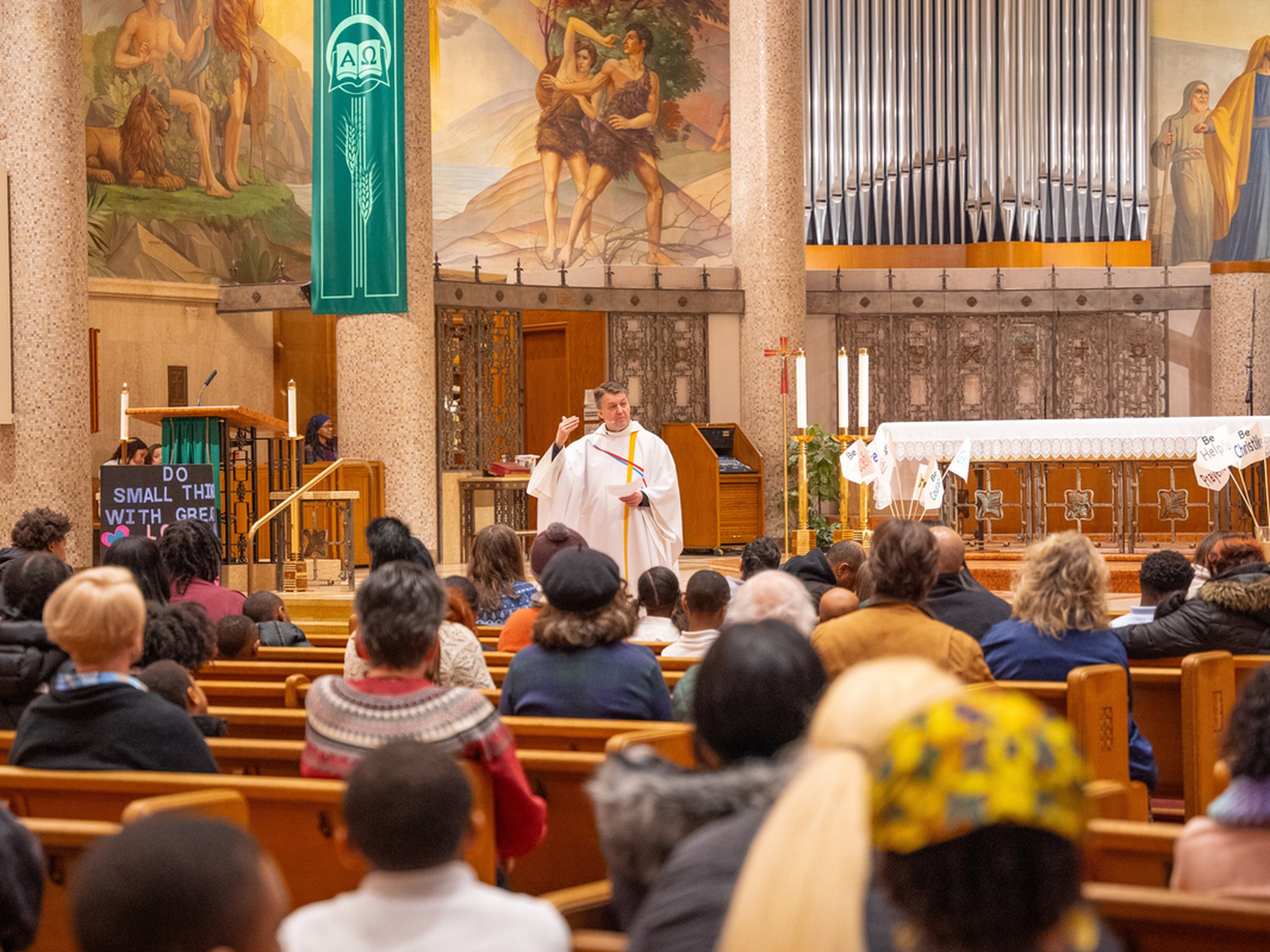Pope Leo XIV's Detroit Roots: 'A Wonderful Guy Fr.Andrew Kowalczyk celebrates Mass