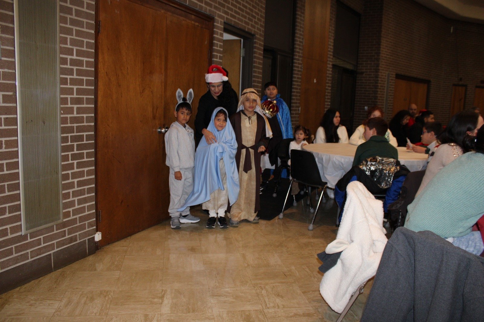 La posada navideña se ha convertido en uno de los eventos más significativos del calendario parroquial.