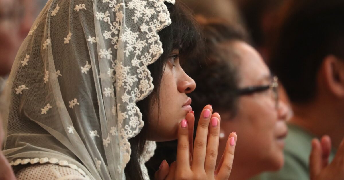 US religious affiliation holds steady, but no evidence of revival; Christianity declining