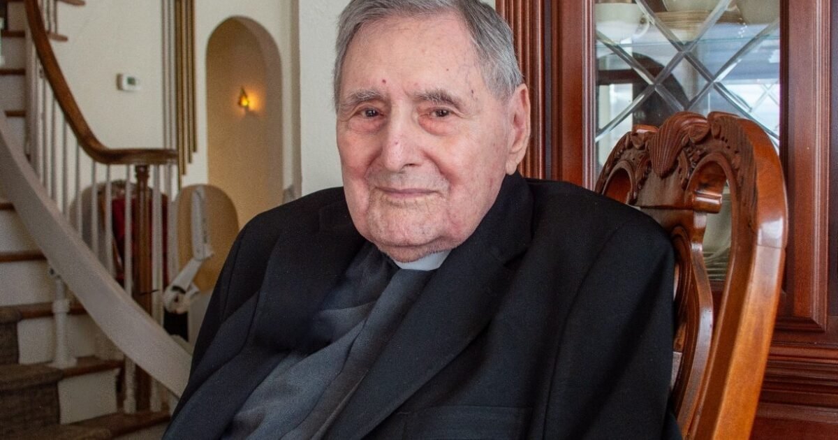 Oldest priest in Archdiocese of Newark reflects on 104 years of life and 78 years of ministry