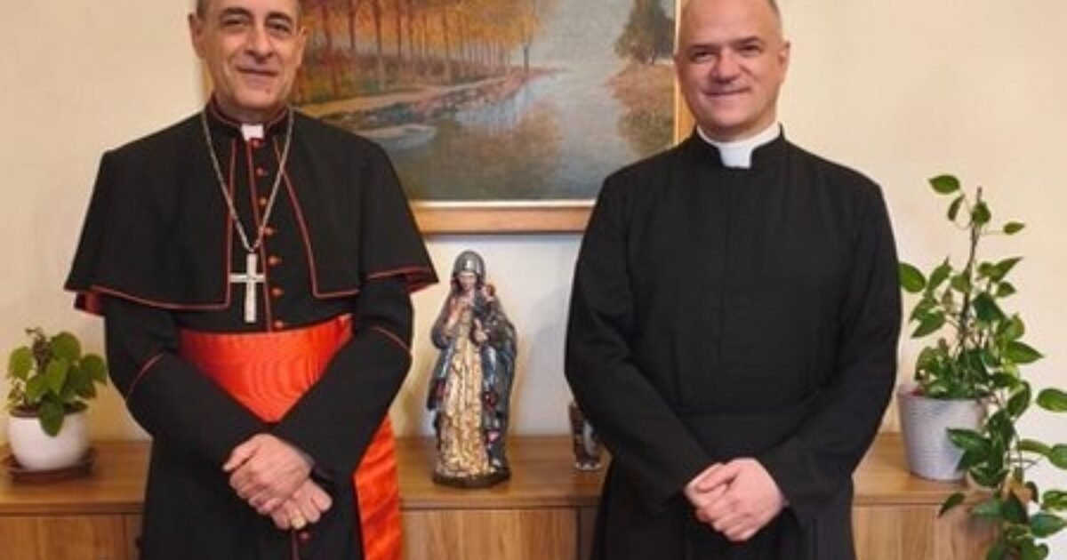 Cardinal Fernández proposes path of theological dialogue with SSPX toward full communion