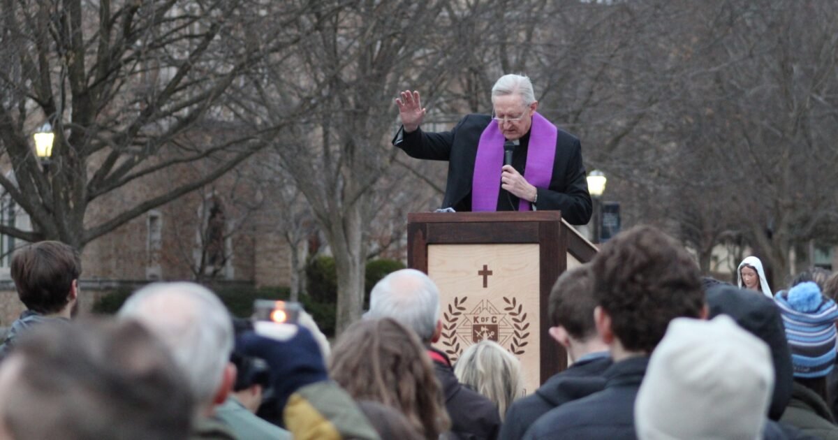 Students pledge to uphold Notre Dame's pro-life ethos as march turns to thanksgiving
