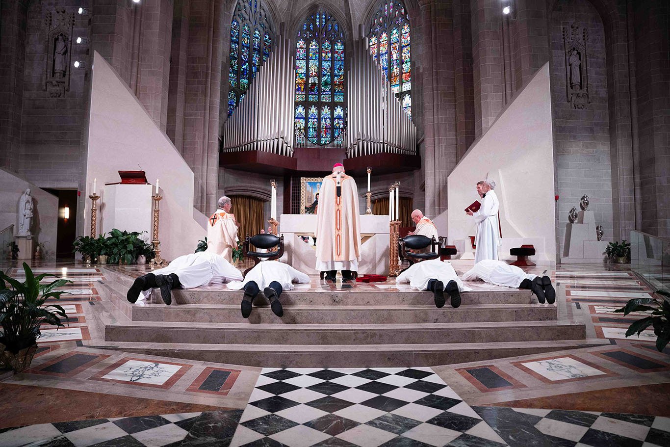https://img.hghlnd.com/imgix/https://detroitcatholic.nyc3.digitaloceanspaces.com/dcn-ord-2.jpg